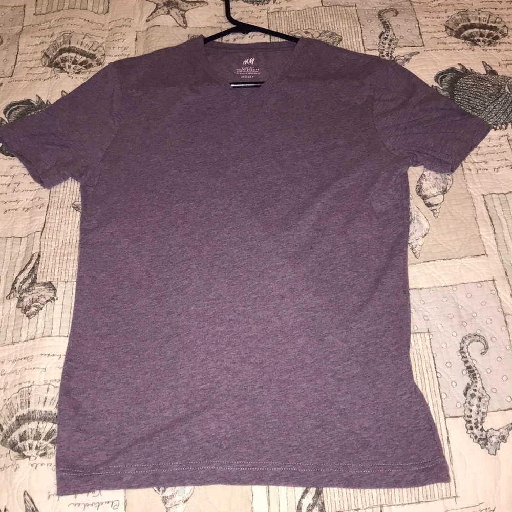 HM Purple V-Neck Small Slim Fit